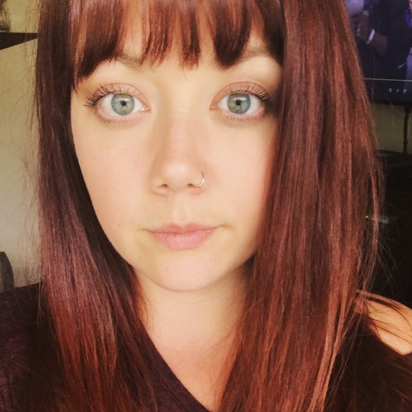 Meet your Posher, Brooke - Picture 1 of 1